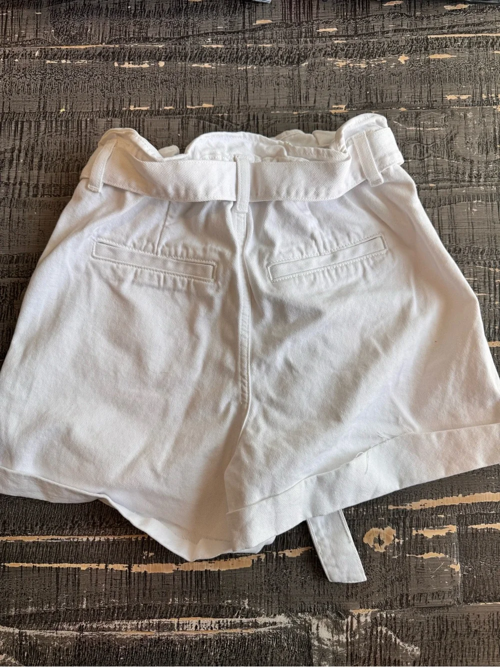 Zara High-Waist Paperbag Women’s Shorts in White - Picture 5 of 5